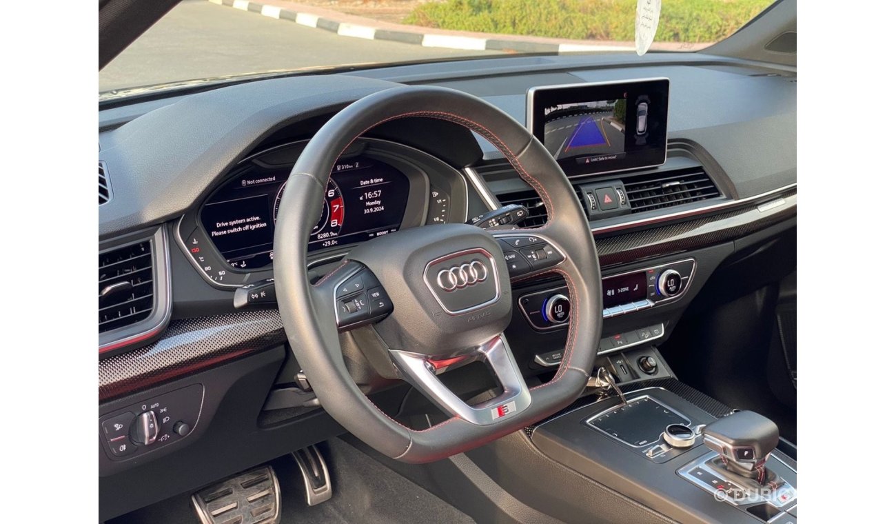 Audi SQ5 TFSI quattro