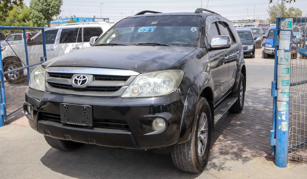 Used Toyota Fortuner 2.7 VVTI 2007 for sale in Dubai - 181501