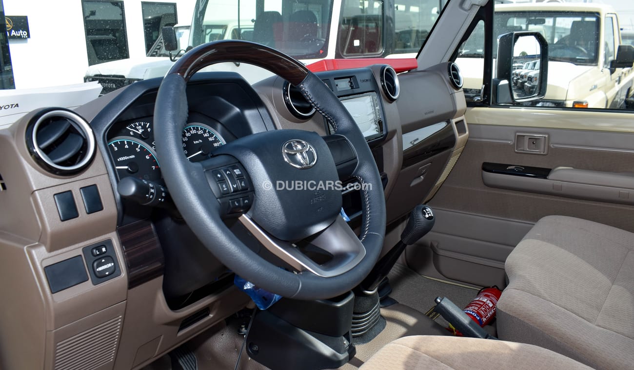 Toyota Land Cruiser Pick Up Single Cabin