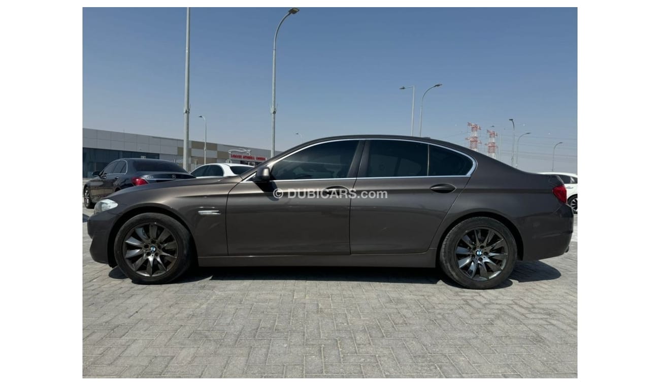 BMW 528i