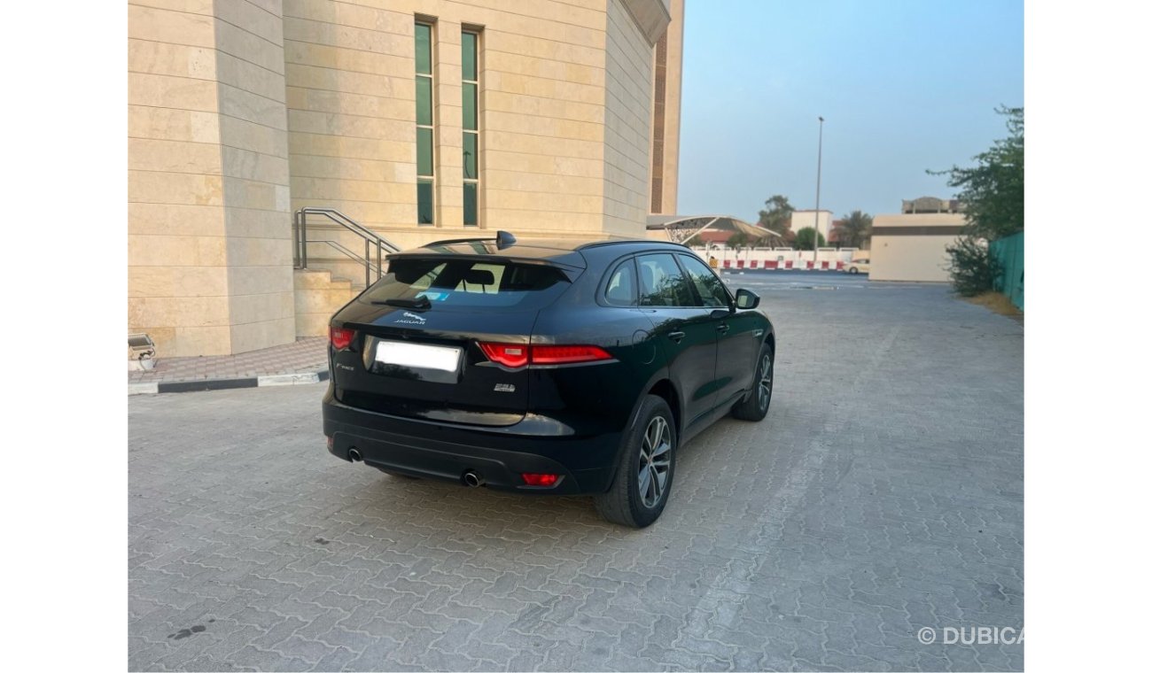 جاكوار F Pace R Sport -Full Option