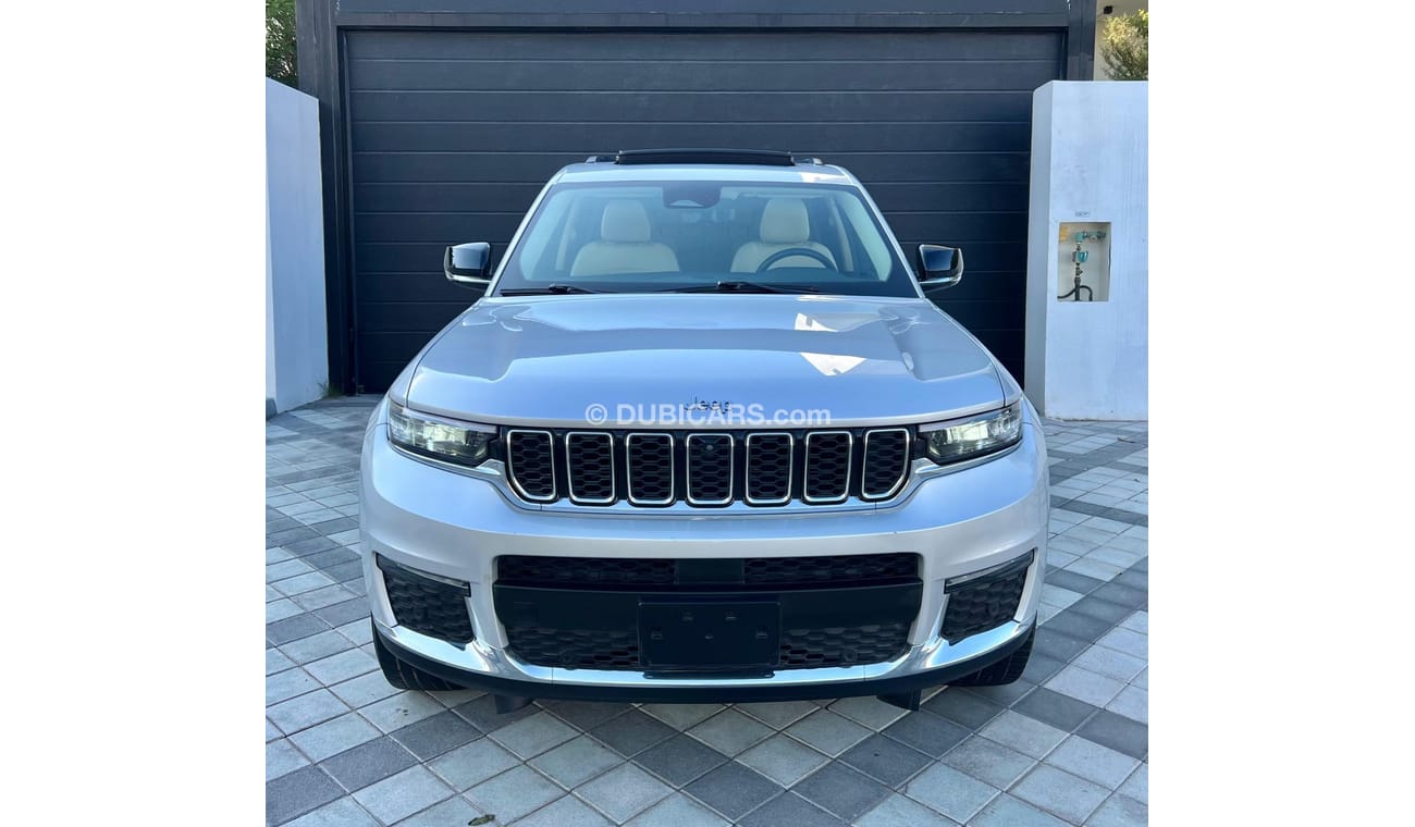 جيب جراند شيروكي Jeep Grand Cherokee L Clean title without accident orginal paint Full option Limited