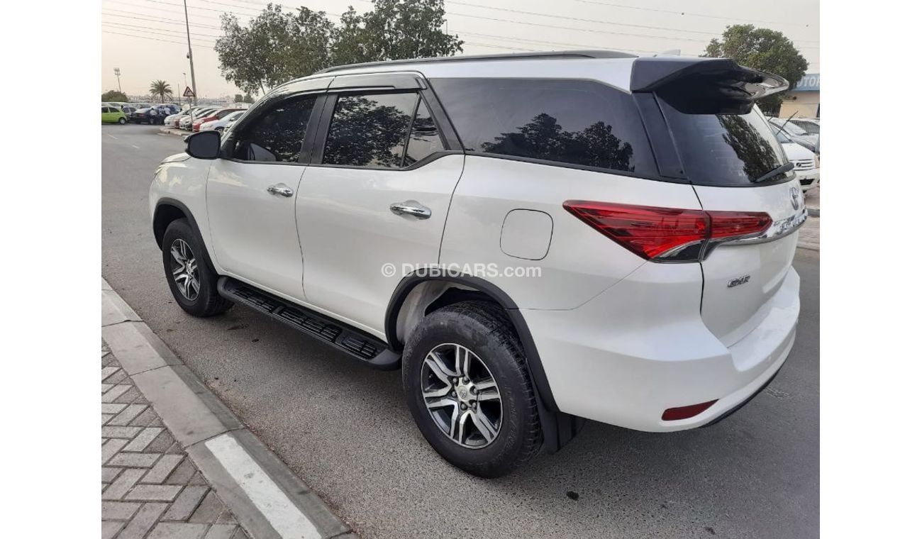 Toyota Fortuner GXR