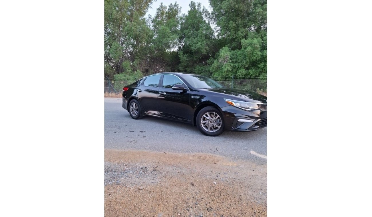 Kia Optima Kia Optima American, accident-free, in excellent condition inside and out