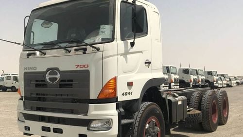 Hino 700 Series ZS - 4041 Chassis Single Cab 6x4 / 30 Tons