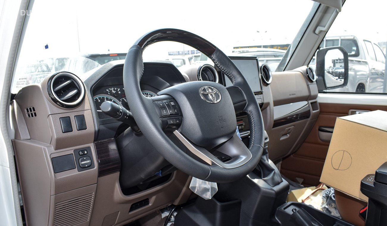 Toyota Land Cruiser Pick Up 4.0L V6. Double Cabin  A/T