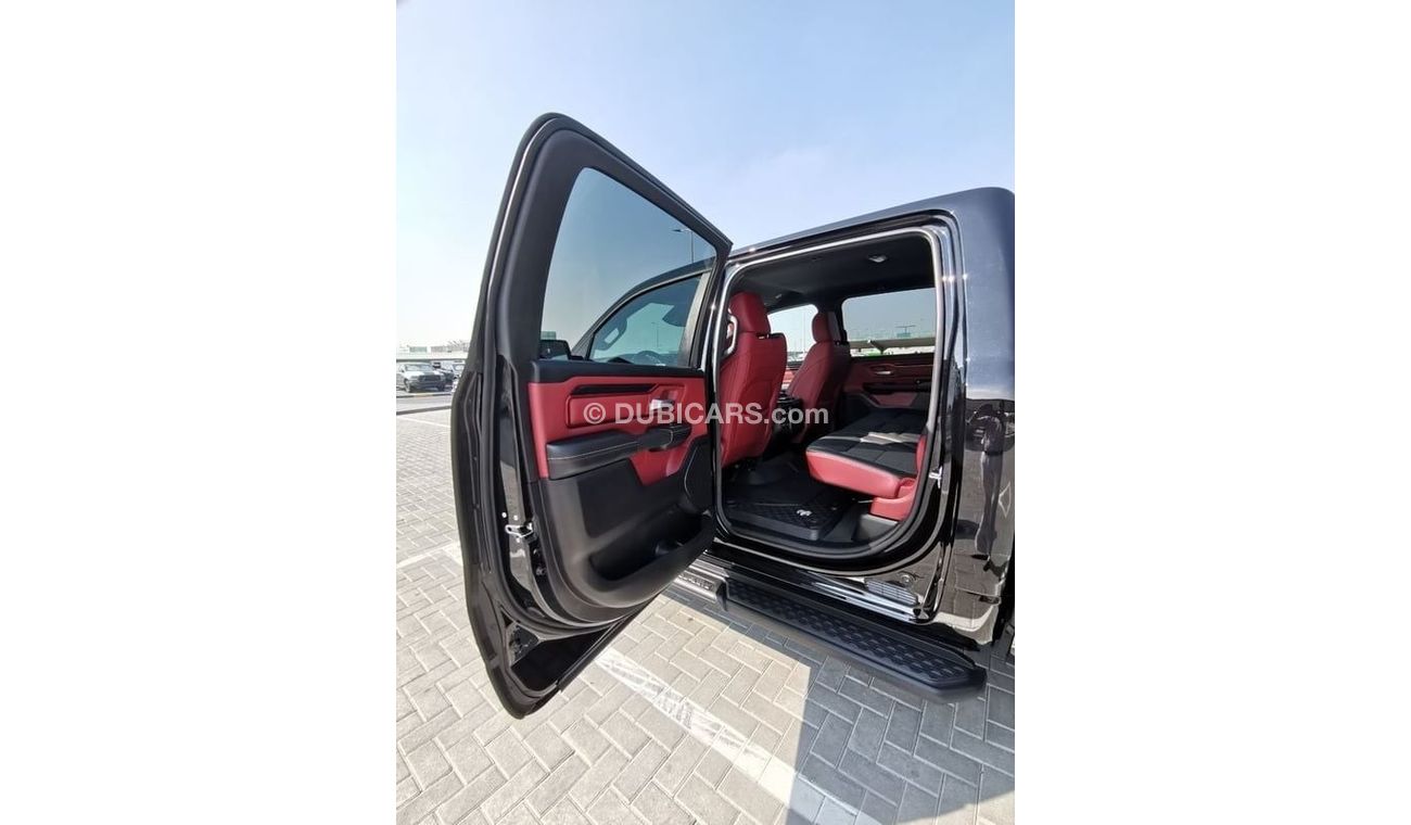 Dodge Ram Van Dodge RAM Rebel - 2023- Black