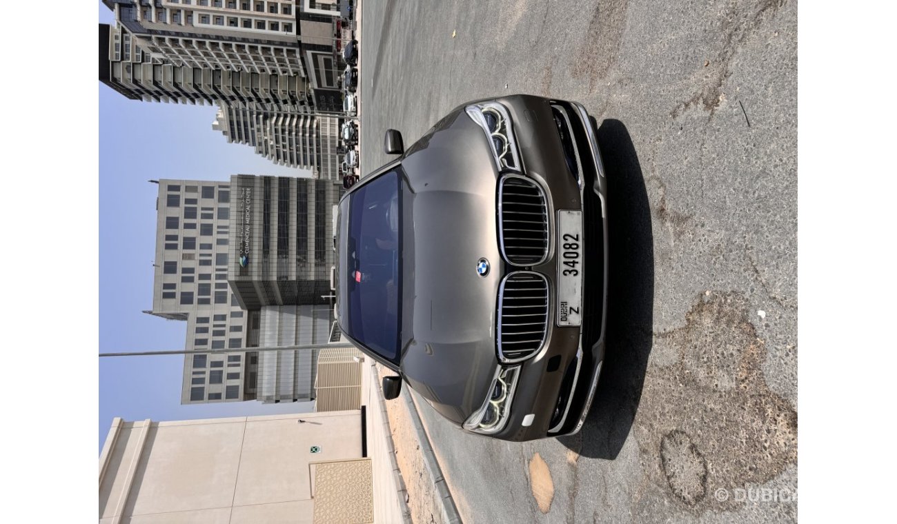 بي أم دبليو 750Li