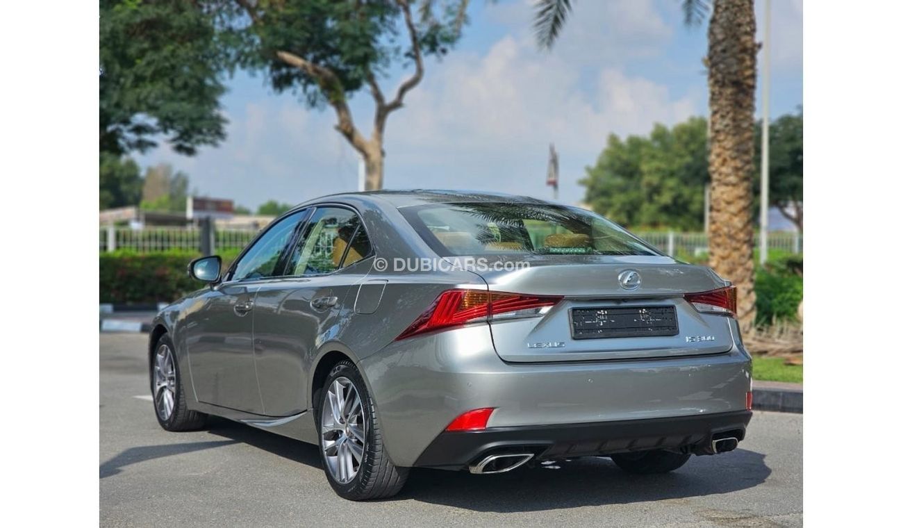 Lexus IS300 Premier GCC 2020 FULL OPTION UNDER WARRANTY V4 TWIN TURBO