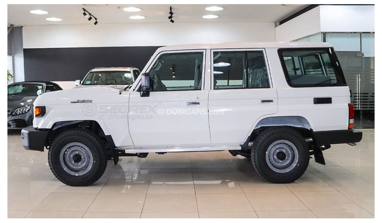 تويوتا لاند كروزر هارد توب LC76 4.2L Diesel 4WD 5M/T For Export