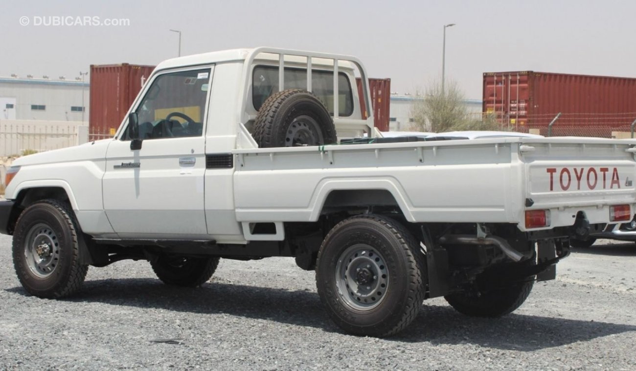 تويوتا لاند كروزر بيك آب TOYOTA LAND CRUISER PICK UP 4.2L DIESEL SINGLE CAB 3 seater 2 AIRBAG & ABS MT (EXPORT ONLY)