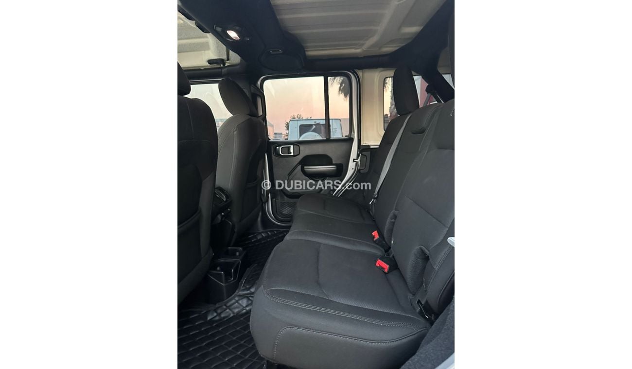 Jeep Wrangler Sport S 3.6L M/T