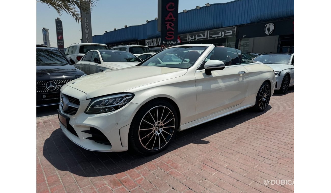 Mercedes-Benz C200 Premium Gcc