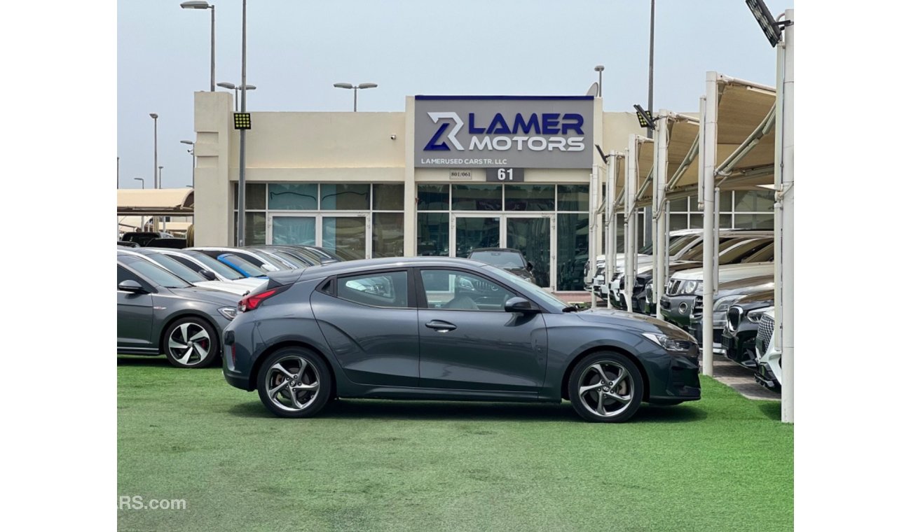 Hyundai Veloster Std 600 Monthly payments / Hyundai Veloster / USA / Economy Car / very good condition