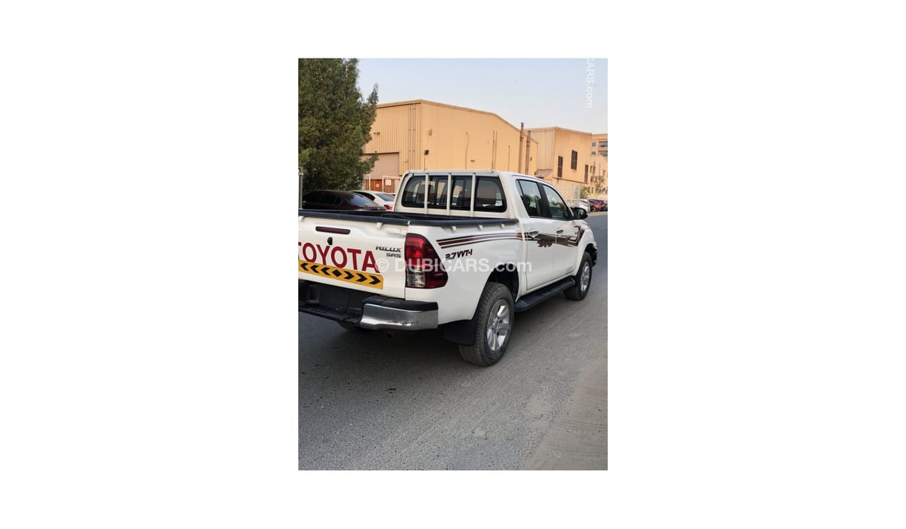 Toyota Hilux 2.7