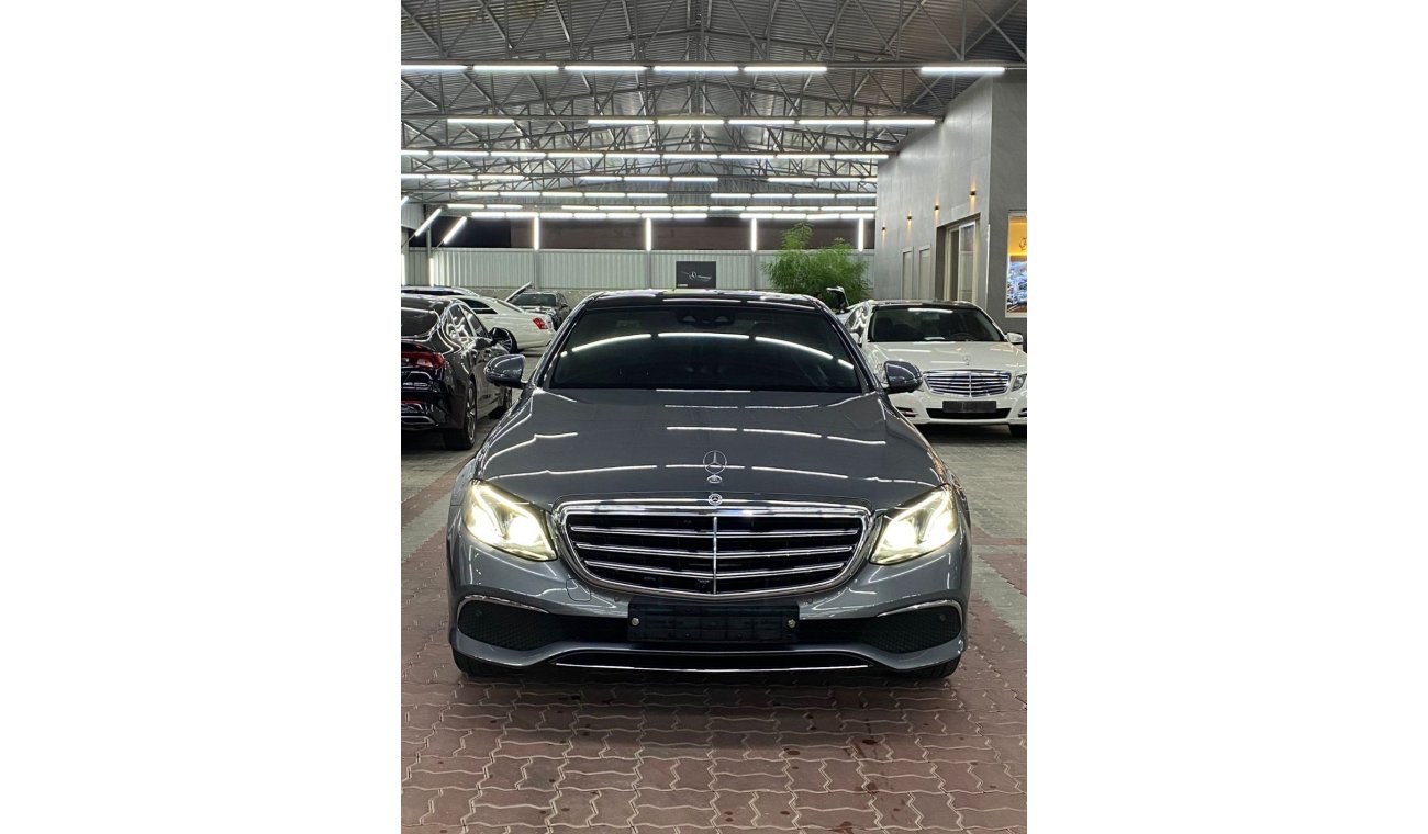 مرسيدس بنز E300 Std