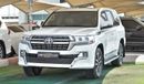 Toyota Land Cruiser GXR V8