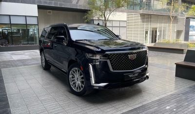 كاديلاك إسكالاد ESV Premium Luxury | 2023 | Low Mileage | Agency Warranty & Service | Full Options