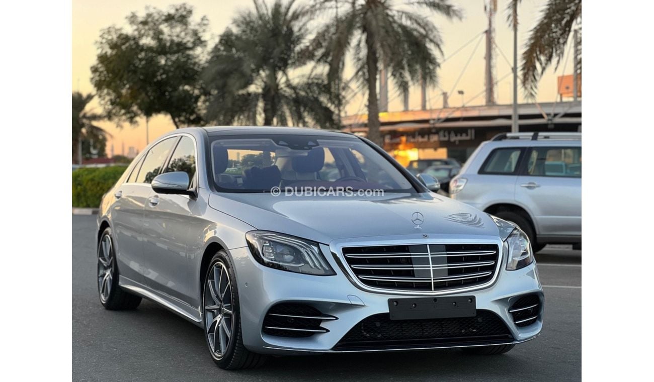 مرسيدس بنز S 560 Std 4.0L (469 HP)