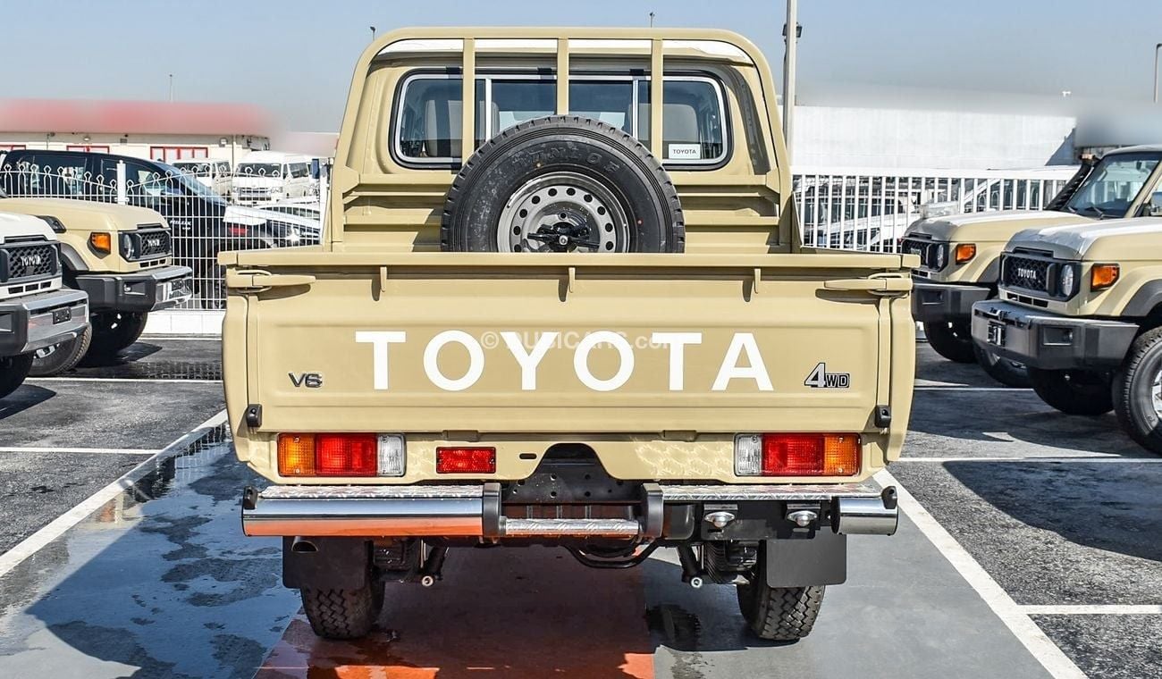 Toyota Land Cruiser Pick Up