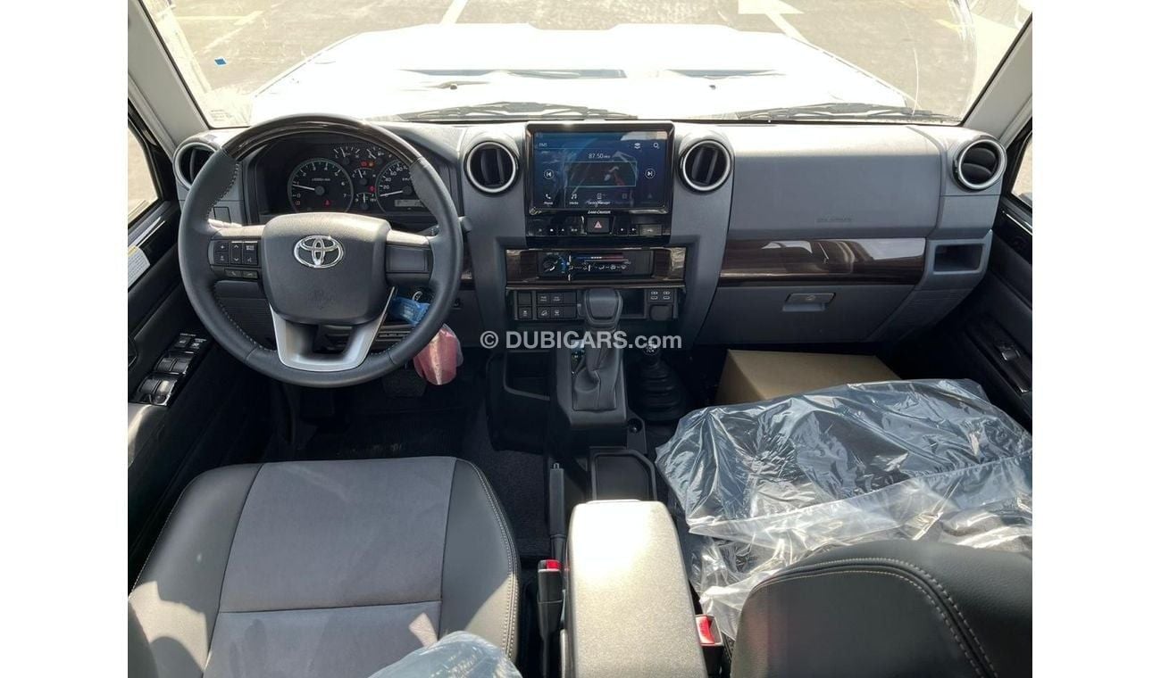 Toyota Land Cruiser Hard Top LC76 HARDTOP AT