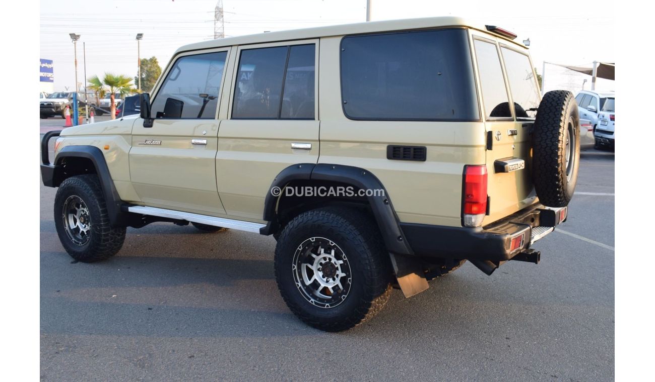 Toyota Land Cruiser Hard Top Toyota landcruise Hard Top 2016 Model Diesel Transmission. Manual Interior. Black 5 seater 4 Doors