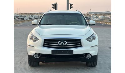 إنفينيتي QX70 MODEL 2014 GCC CAR PERFECT  CONDITION FULL OPTION