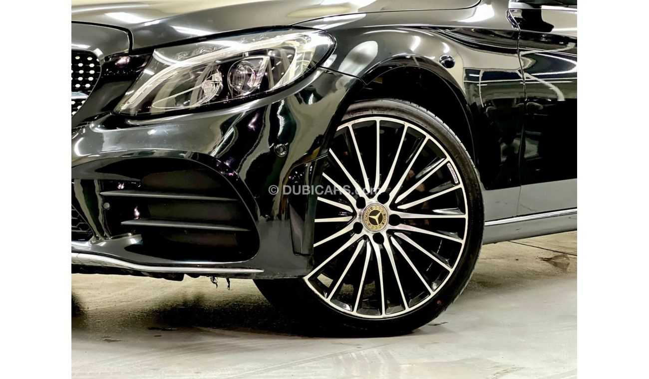 مرسيدس بنز C 300 AMG Pack 2.0L