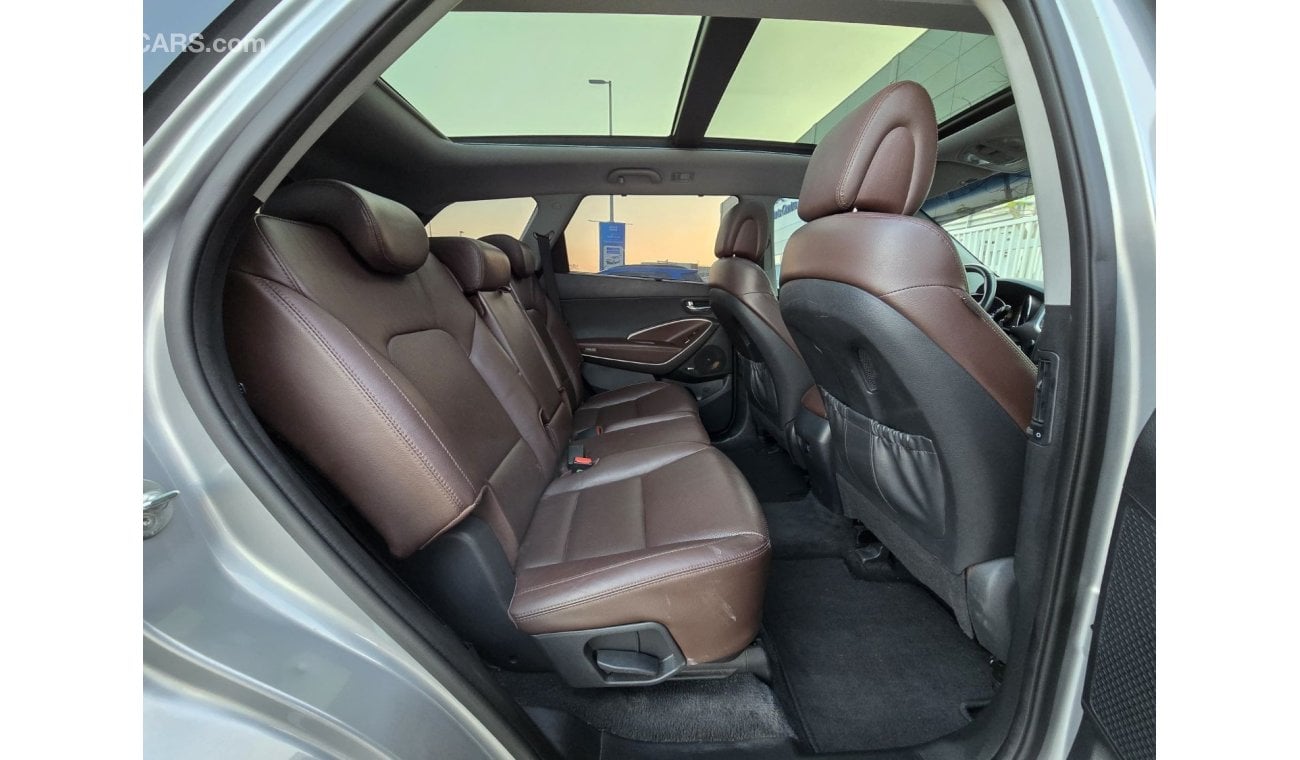 Hyundai Grand Santa Fe GLS Top HYUNDAI GRAND SANTA FE GCC 2018 FULL OPITION // ORGINAL PAINT // 2KEYS // PERFECT CONDITION