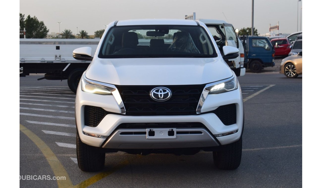 تويوتا فورتونر 2015 TOYOTA FORTUNER WHITE