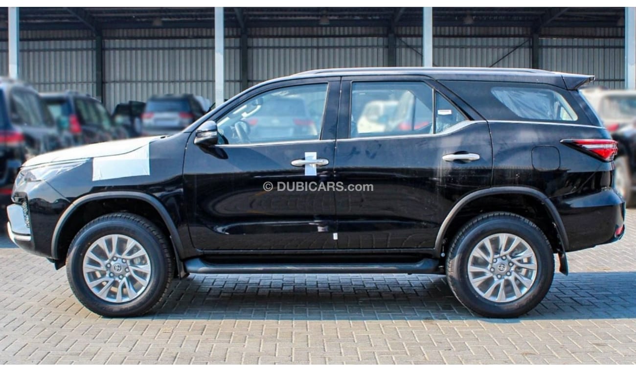 تويوتا فورتونر TOYOTA FORTUNER DIESEL 2.8L COMFORT TURBO AUTOMATIC 2023 (EXPORT ONLY)