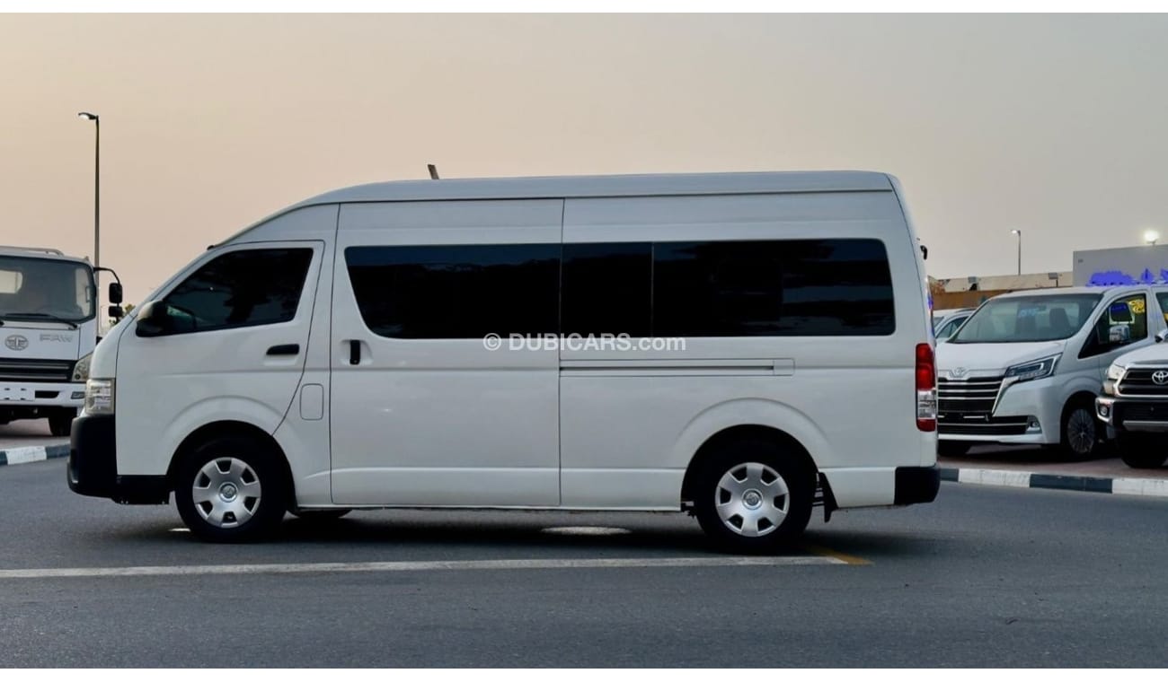 Toyota Hiace PREMIUM CONDITION | 3.0L DIESEL ENGINE | 2019 | RHD | 2WD | AIR CONDITIONER