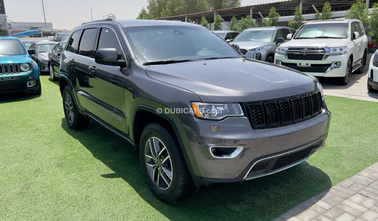 Jeep Grand Cherokee Laredo