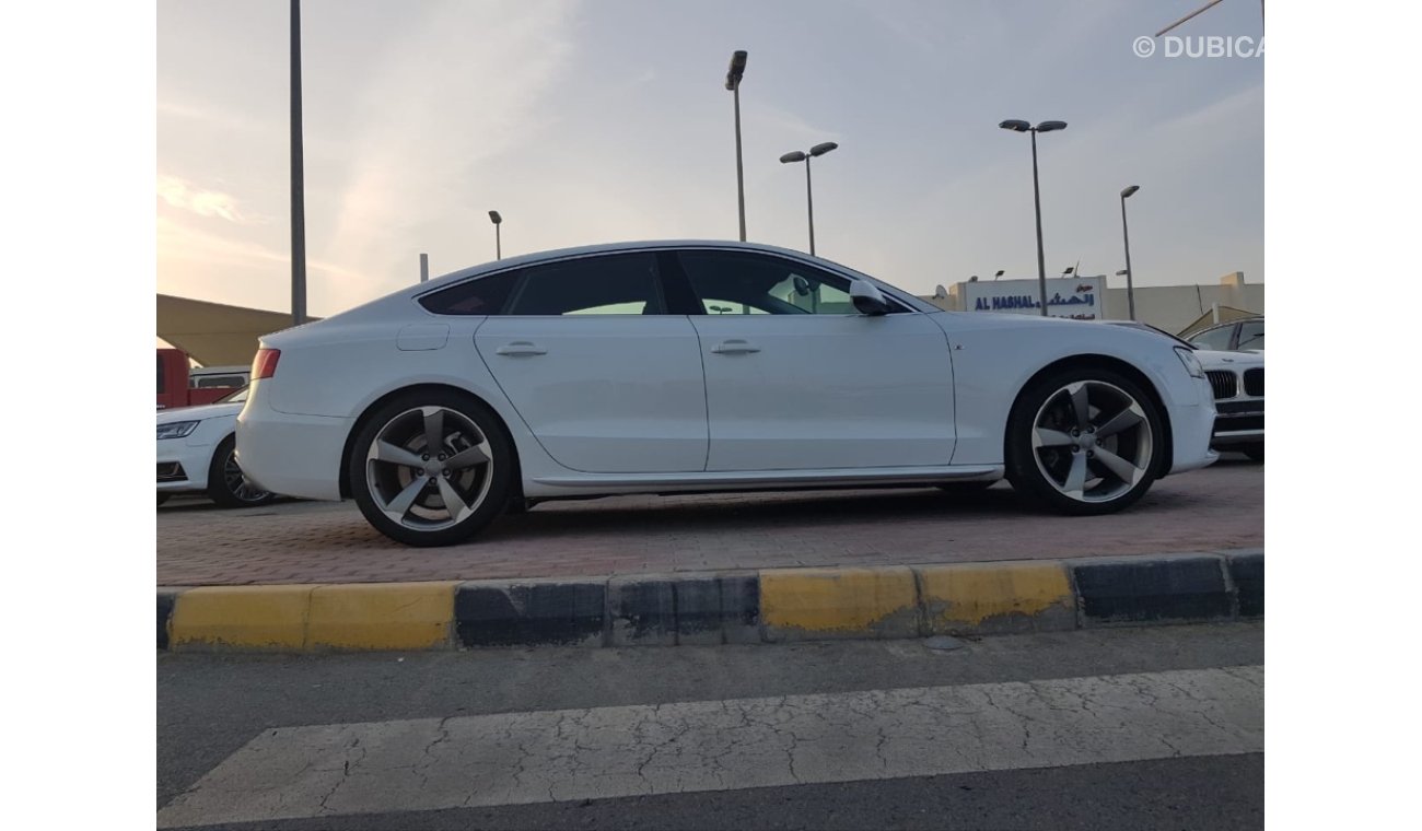 Audi A5 2013 GCC car prefect condition full service full option low mileage