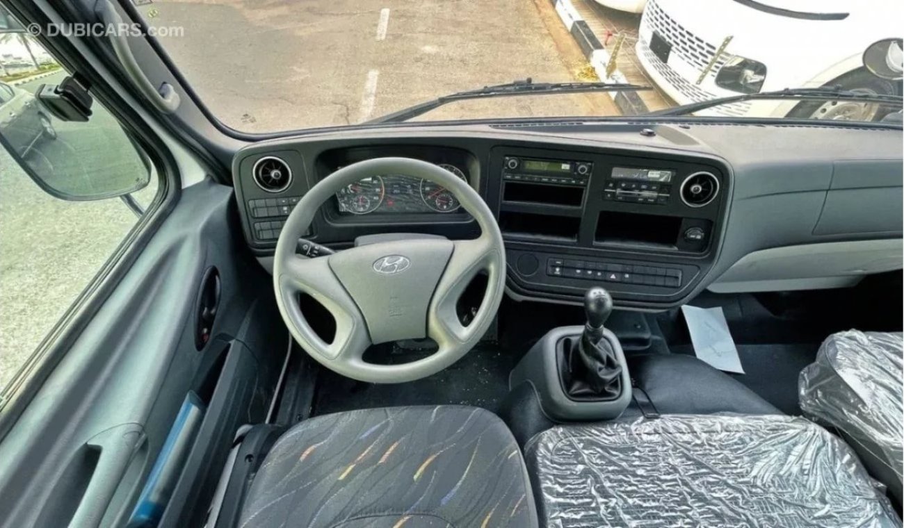 هيونداي كونتي Hyundai Country Bus 3.9L 23Seater 2024 Model Year