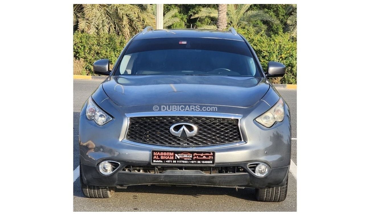 إنفينيتي QX70