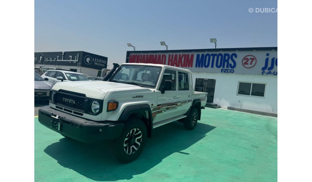 تويوتا لاند كروزر بيك آب 2.8L DIESEL DOUBLE CAB FULL OPTION A/T 2024 GCC