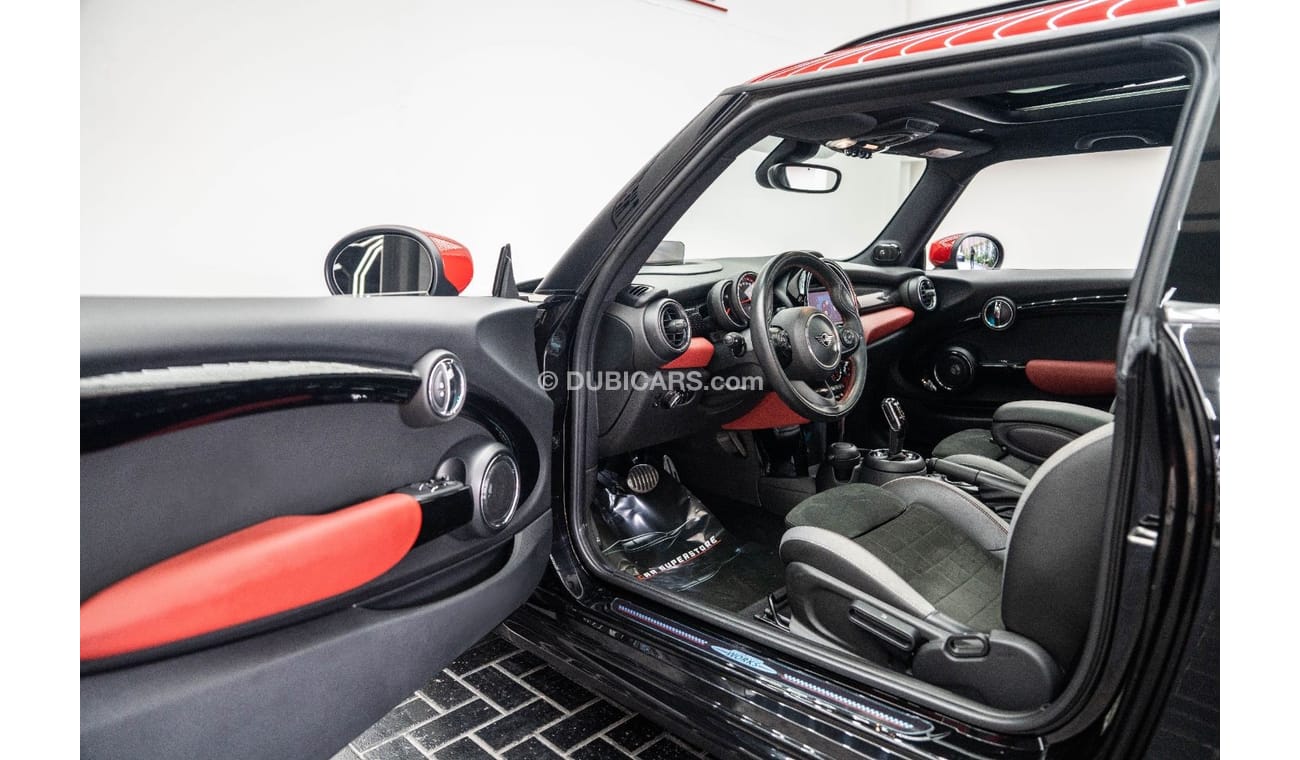 ميني جون كوبر كوبيه 2020-MINI COOPER JCW 3 DOORS F56-GCC-SERVICE HISTORY FULL WITH MINI-1 YEAR WARRANTY