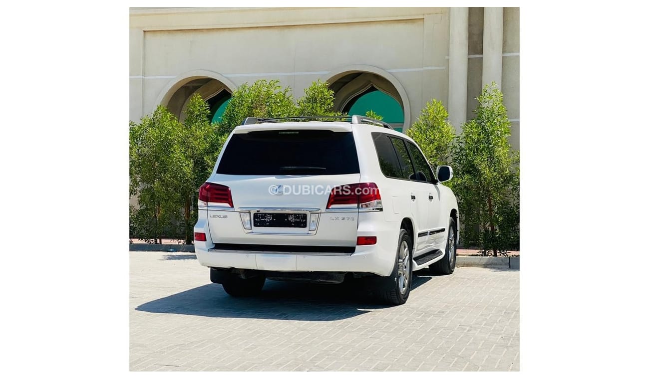 Lexus LX570 Platinum Good condition car GCC specs