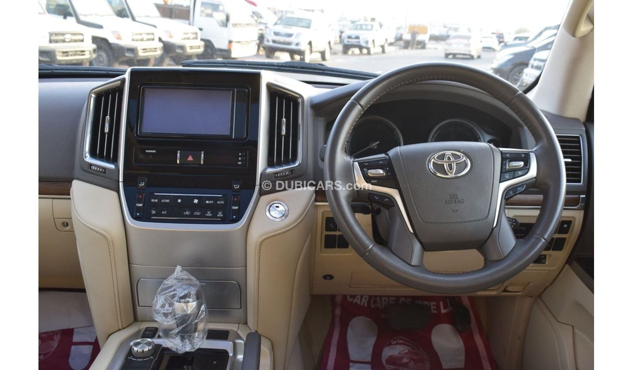 Toyota Land Cruiser 2019 TOYOTA LAND CRUISER V8