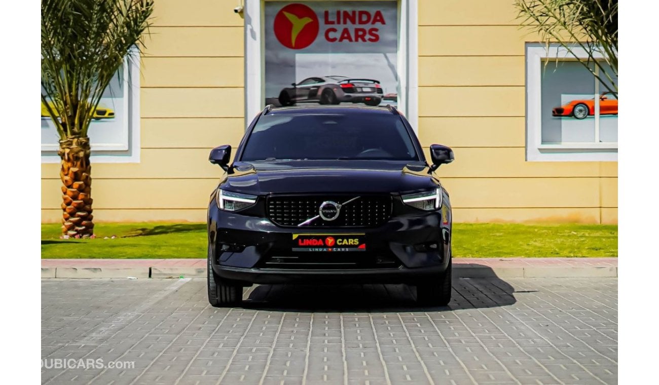 Volvo XC40 Volvo XC40 B4 2023 GCC under Agency Warranty and Service Contract with Flexible Down-Payment.