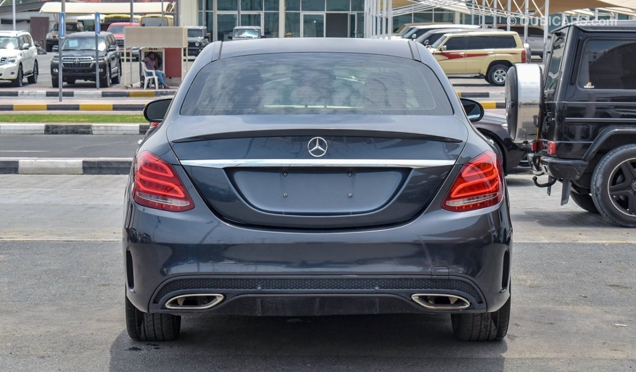 Mercedes-Benz C 300 Luxury