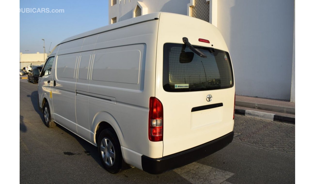 Toyota Hiace GLS - High Roof Toyota Hiace Highroof Van 2.7 ltr, model:2021. Excellent condition