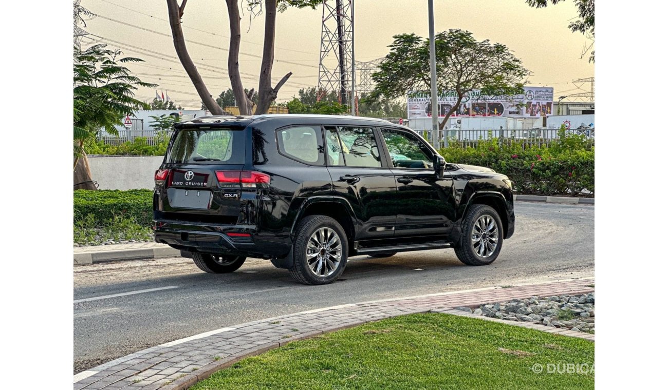 تويوتا لاند كروزر TOYOTA LAND CRUISER GXR 3.5L TT GCC SPEC EXPORT ONLY