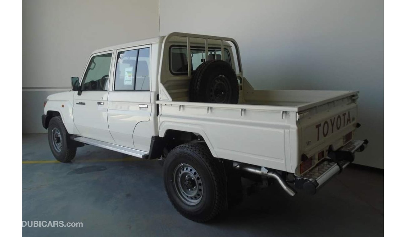 Toyota Land Cruiser Pick Up DC 4.5L V8 Double Cab Diesel 2022MY