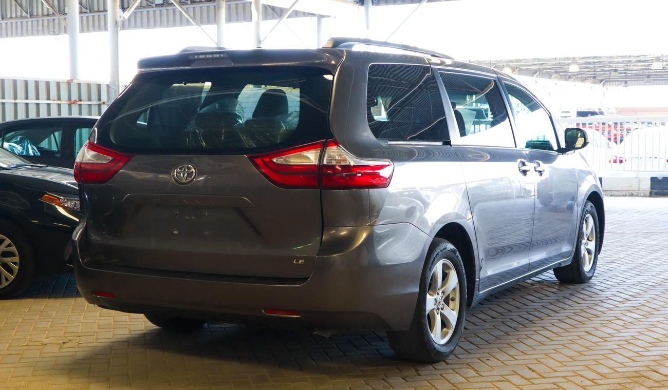 Toyota sienna dubai