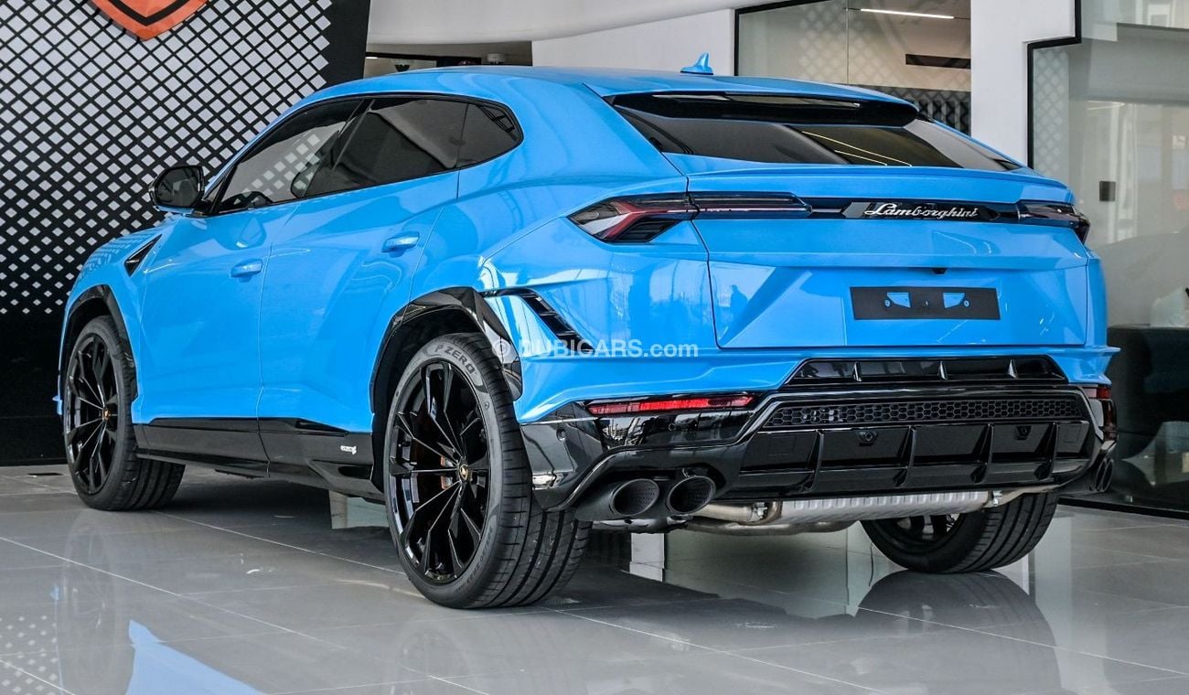 لامبورغيني اوروس Lamborghini Urus S | Carbon Interior | Fully Loaded with Rear Screens | 2024 Brand New