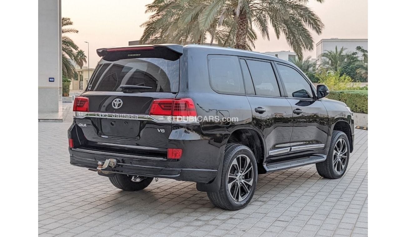 تويوتا لاند كروزر TOYOTA LAND CRUISER 2019 G.C.C IN EXCELLENT CONDITION