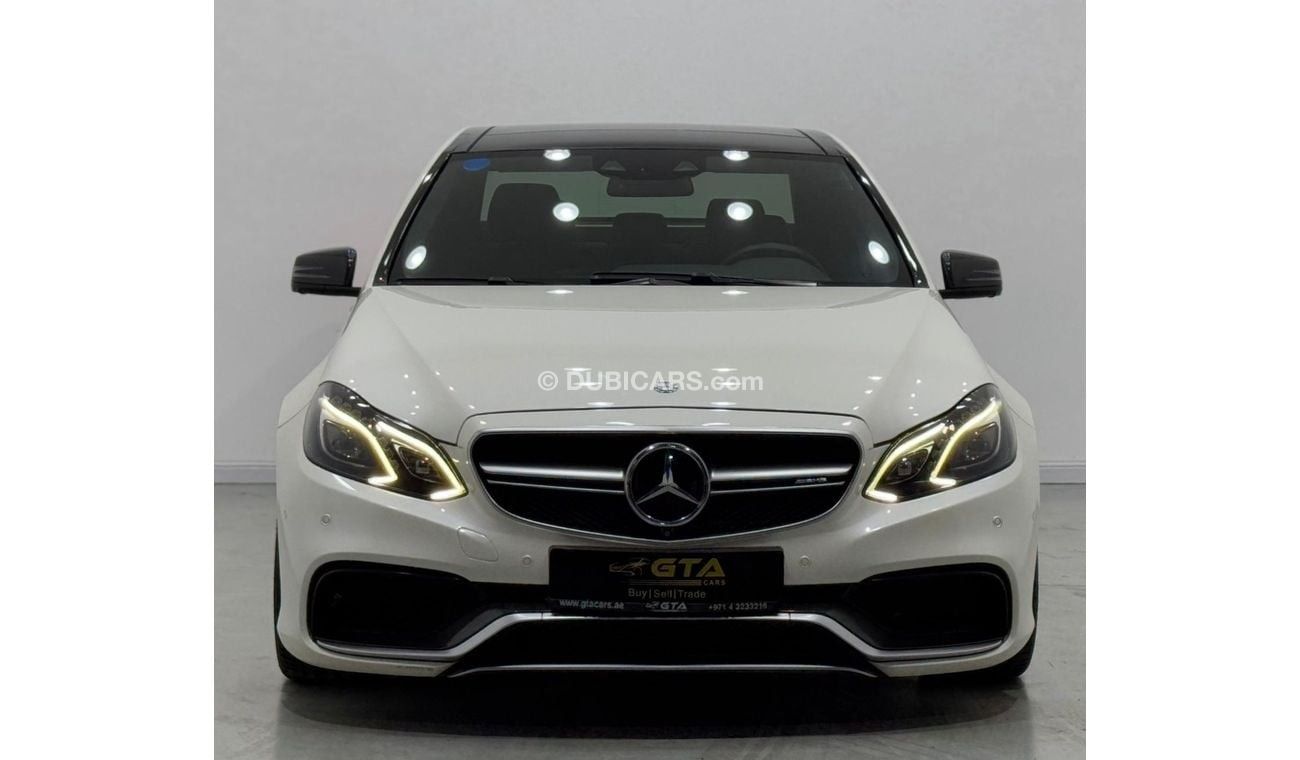 Mercedes-Benz E 63 AMG S 5.5L 2014 Mercedes Benz E63s AMG 4MATIC, Service History, Full Options, Carbon Fiber Package. GCC