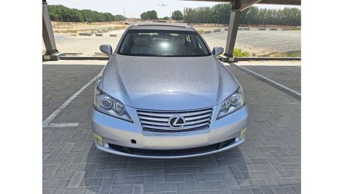 Lexus ES350 Lexus Es 350 full option USA good condition no accident